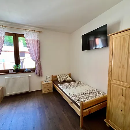Nad Rybnikem Lantställe Straškov